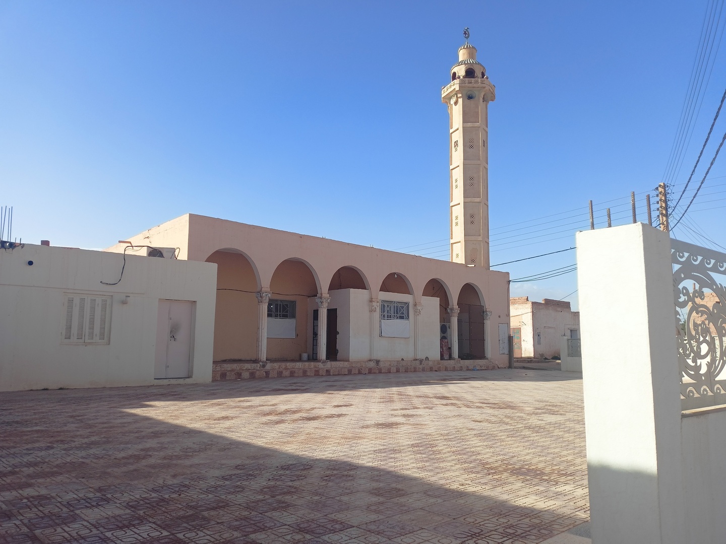 مسجد عمر بن عبد العزيز