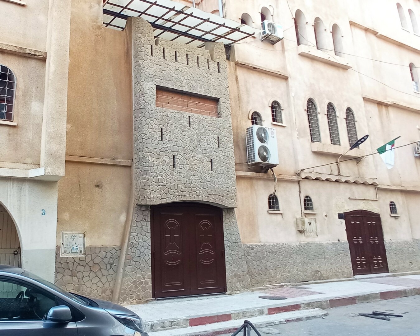 مسجد المنار