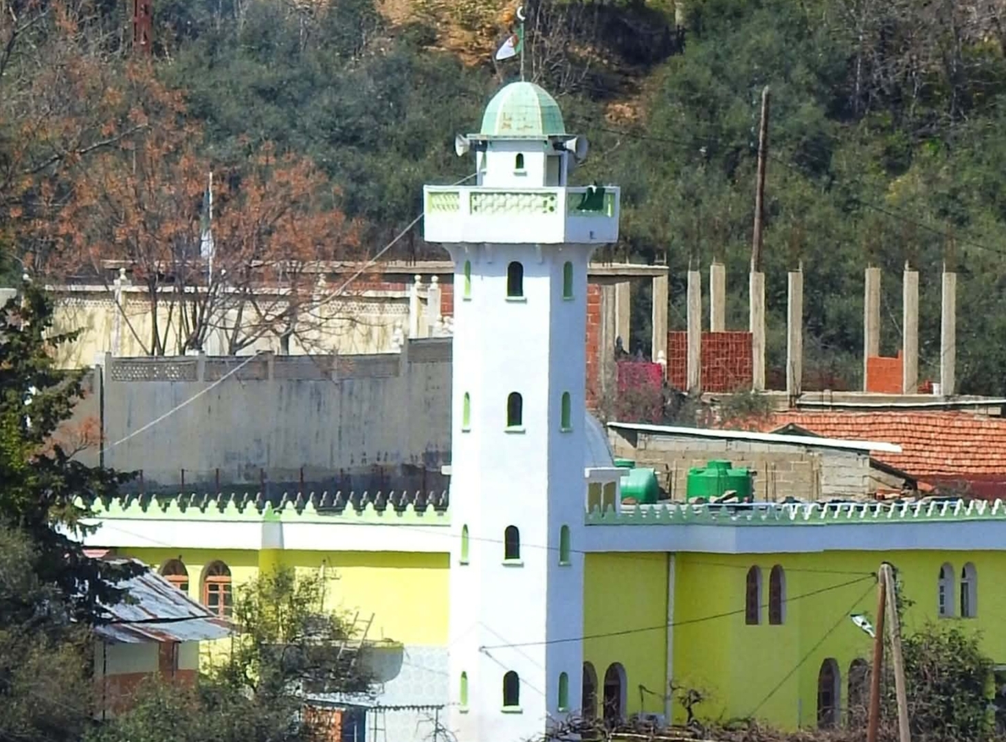 مسجد عمر بن الخطاب قرية الطهرة