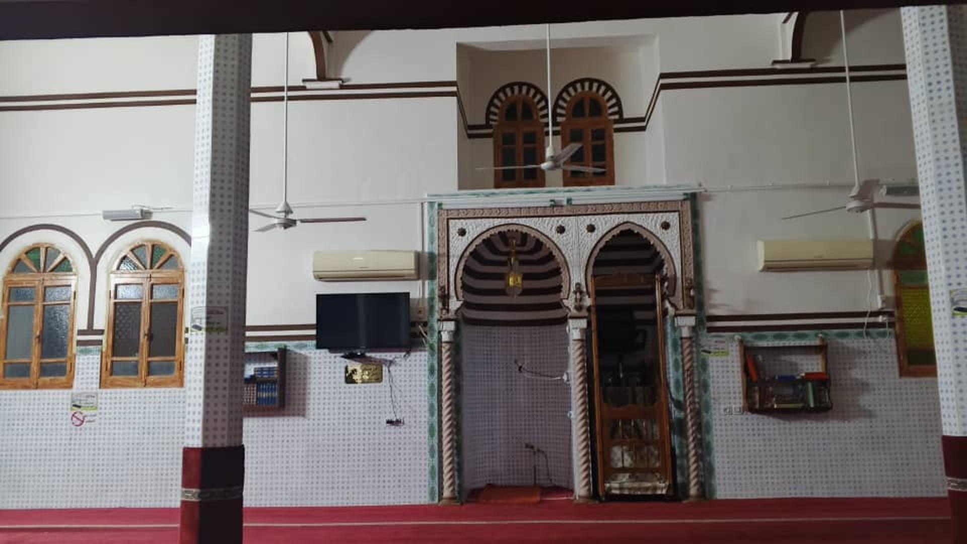 مسجد عمر بن الخطاب قرية الطهرة