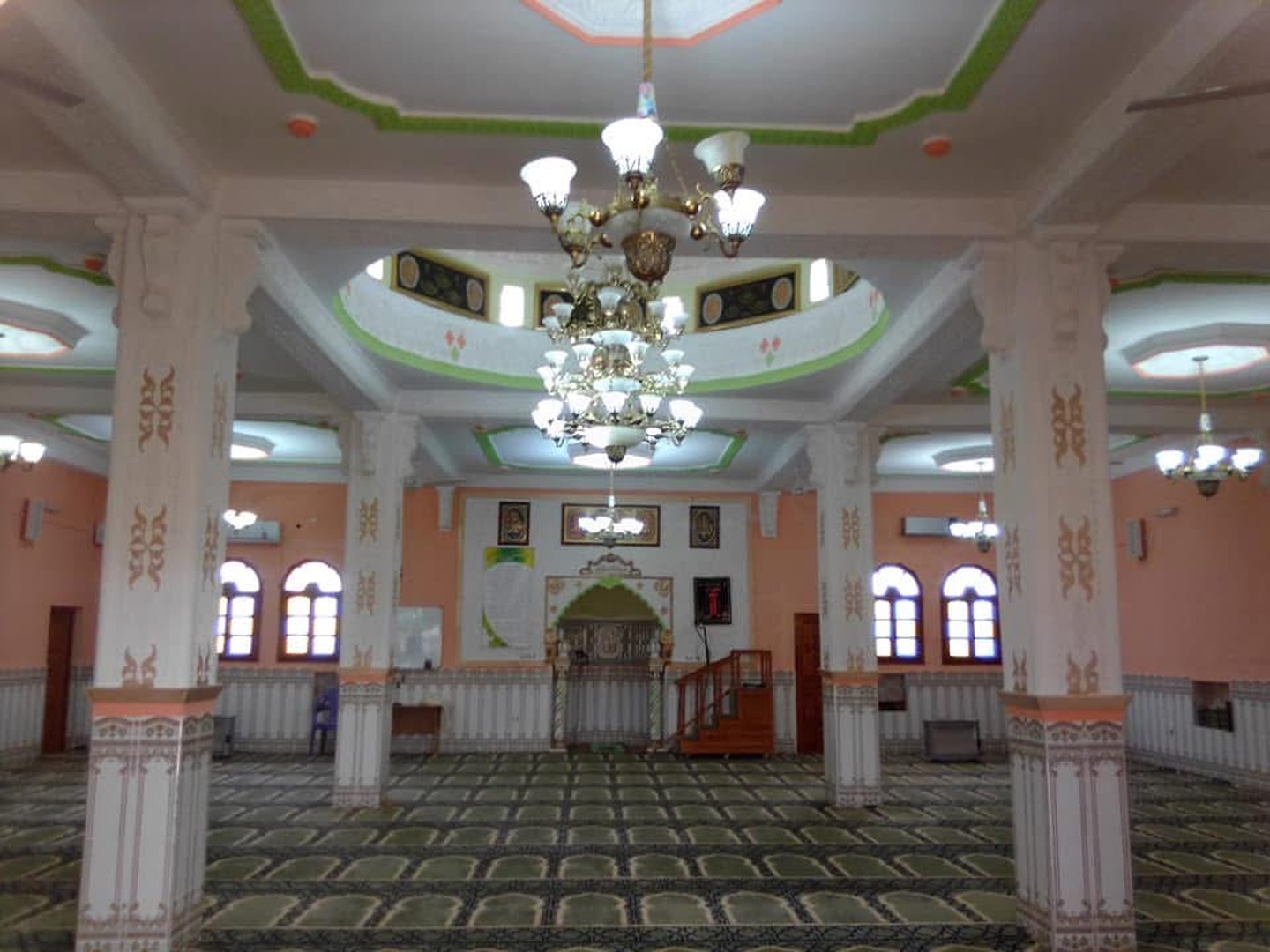 مسجد الرحمة -العرقوب الاصفر