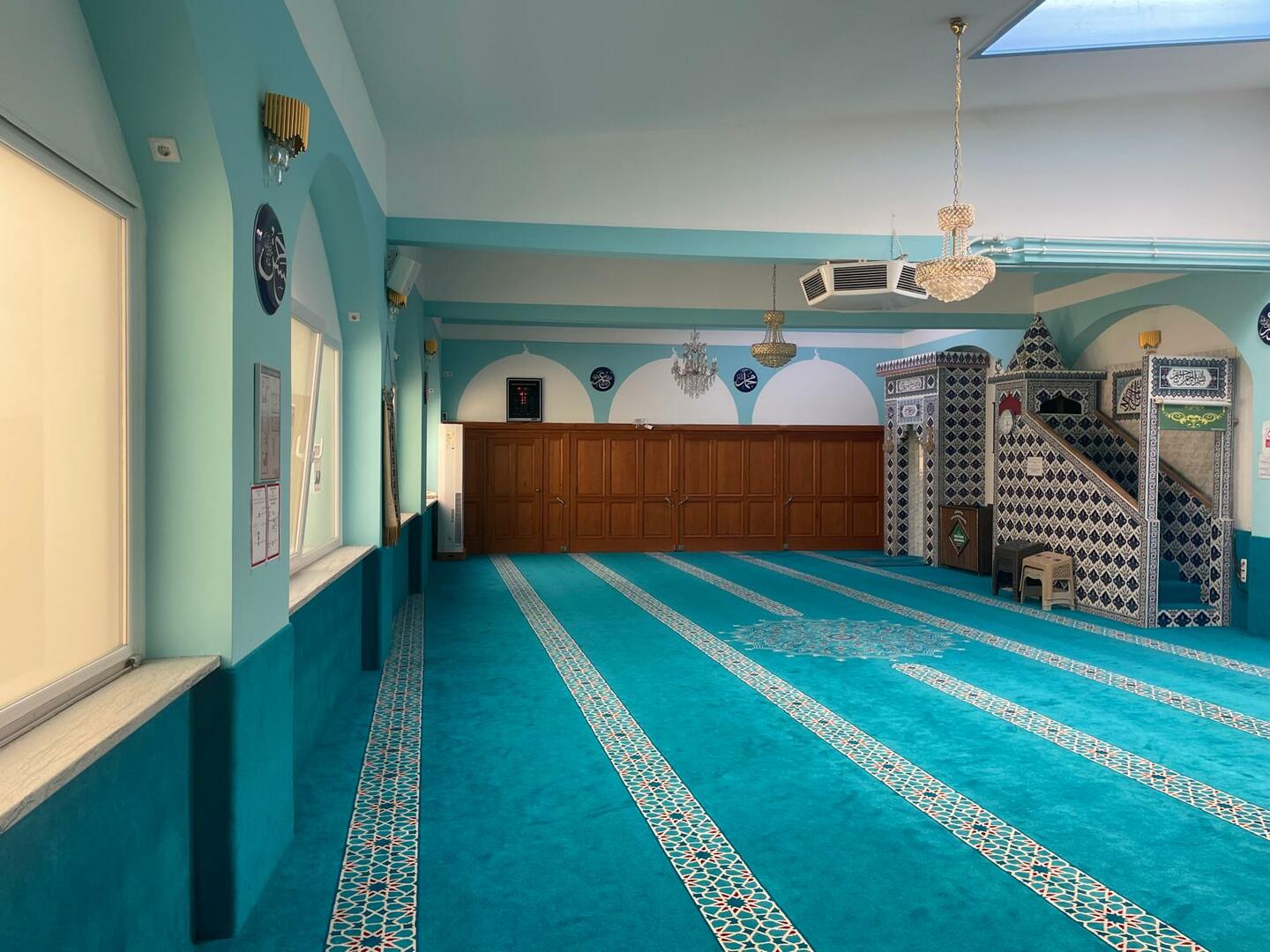 Vahdet Moschee