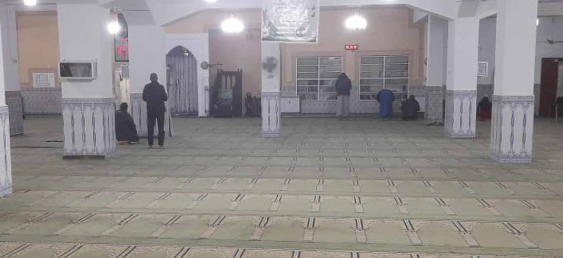 مسجد بدر  بومعيزة