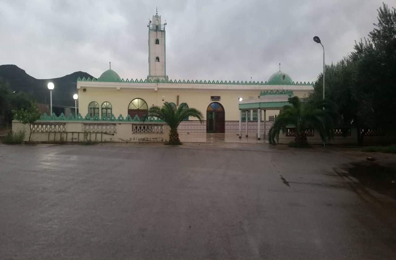مسجد أبي بكر الصديق - صبرة