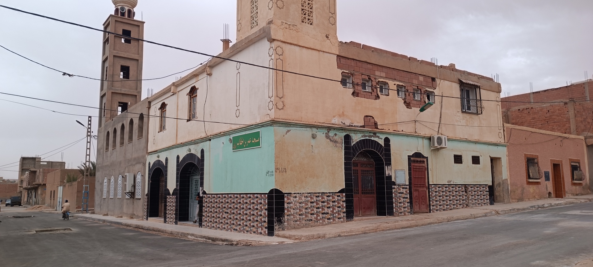 مسجد عمر بن الخطاب قصر الشلالة