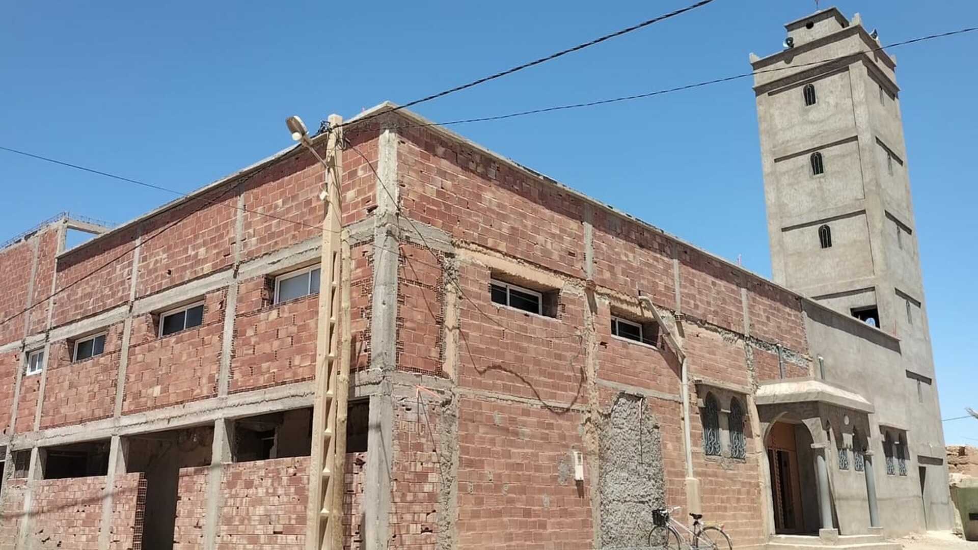 مسجد املال