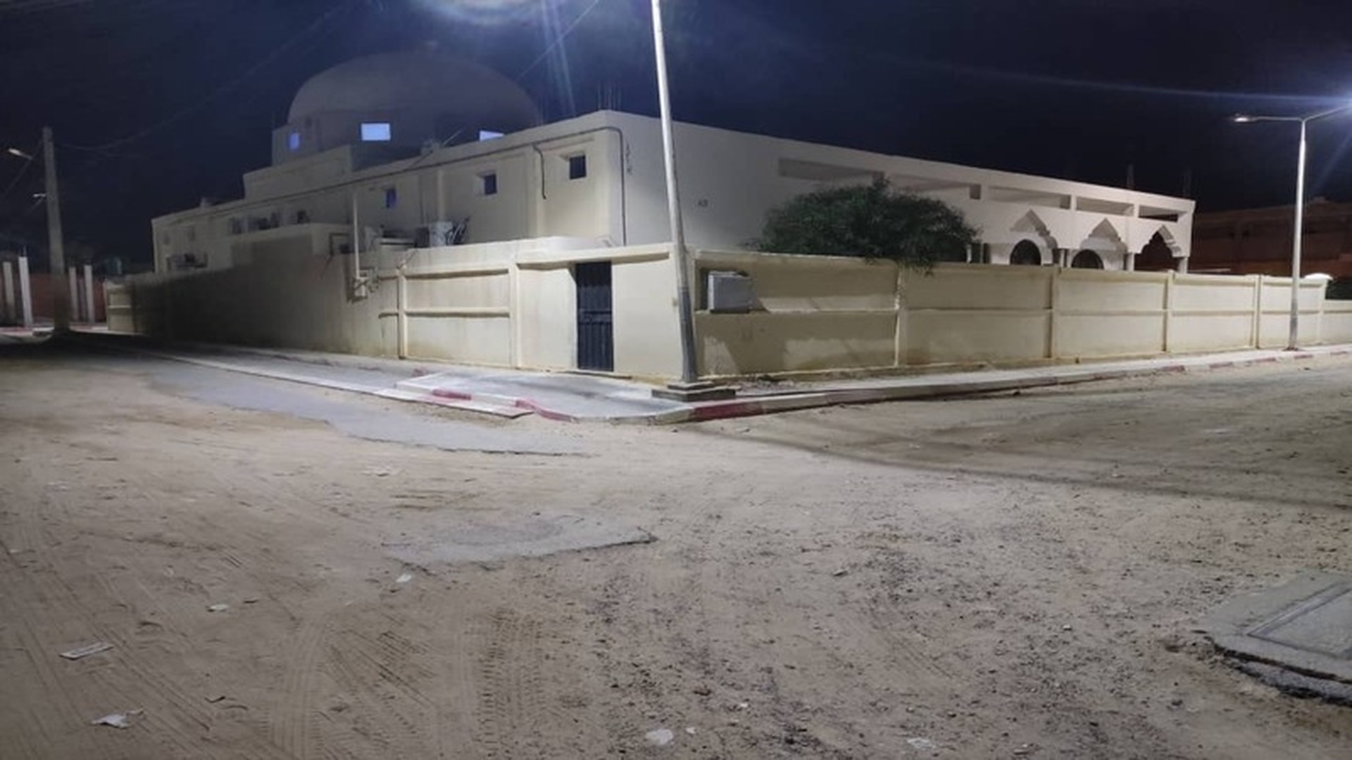 مسجد عبد الحميد بن باديس بالزقم