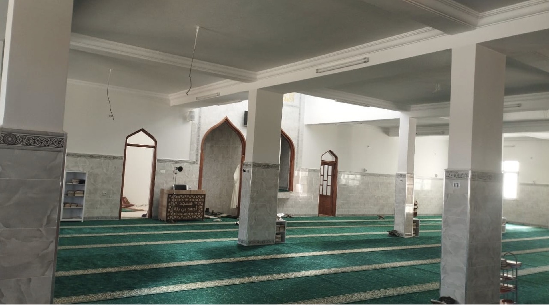 مسجد أحمد بن بلة - حي الاستقلال