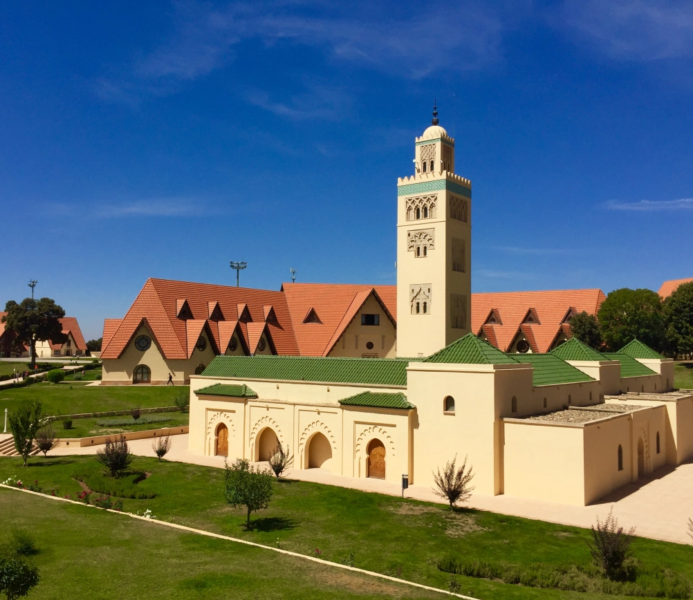 مسجد جامعة الأخوين