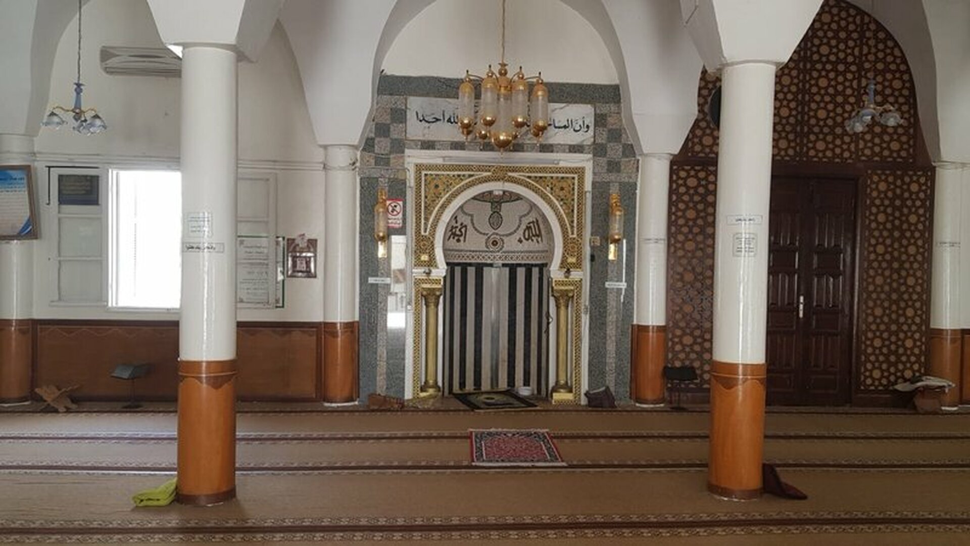 جامع عثمان بن عفان الدندان