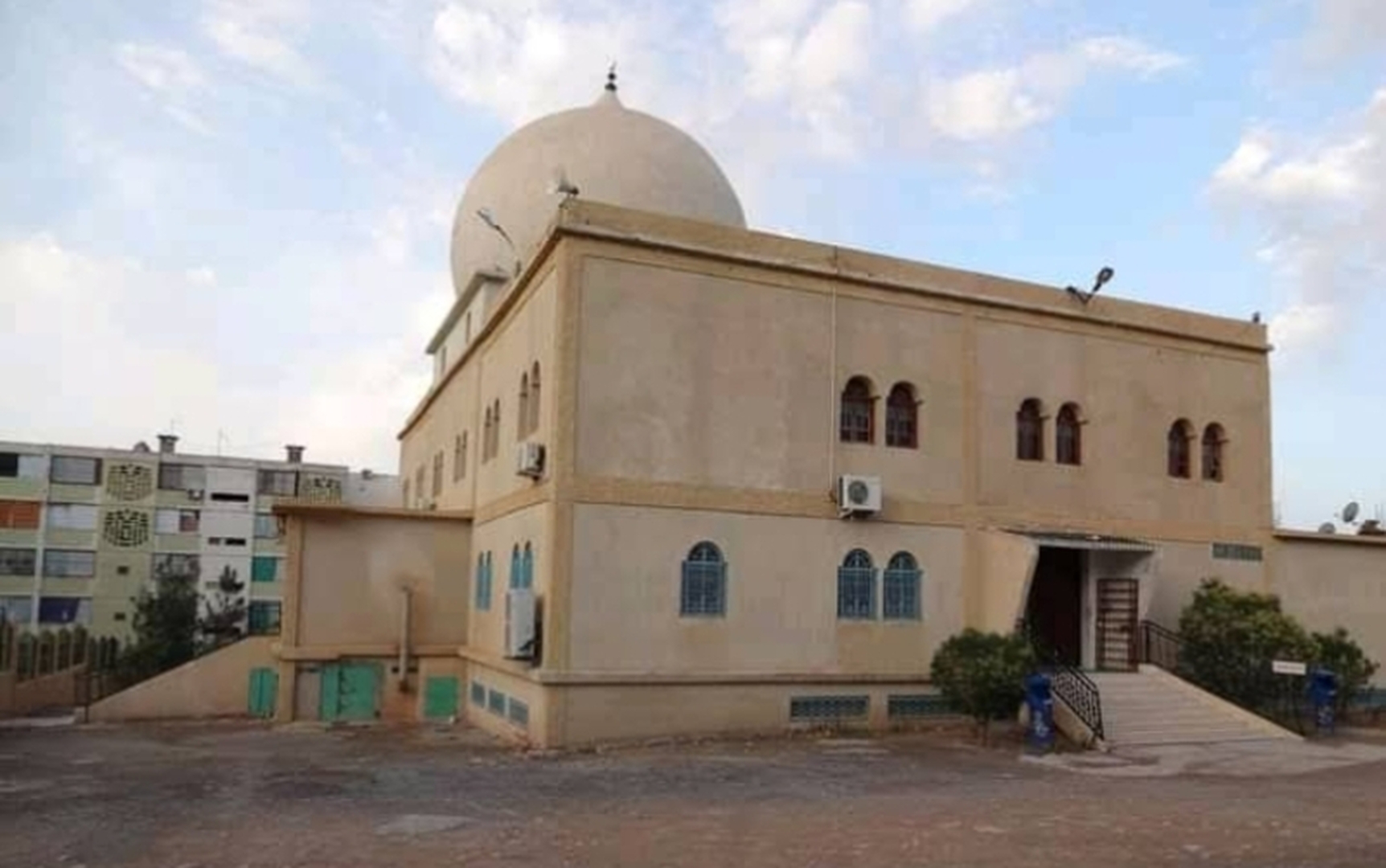 مسجد السلام - ام البواقي