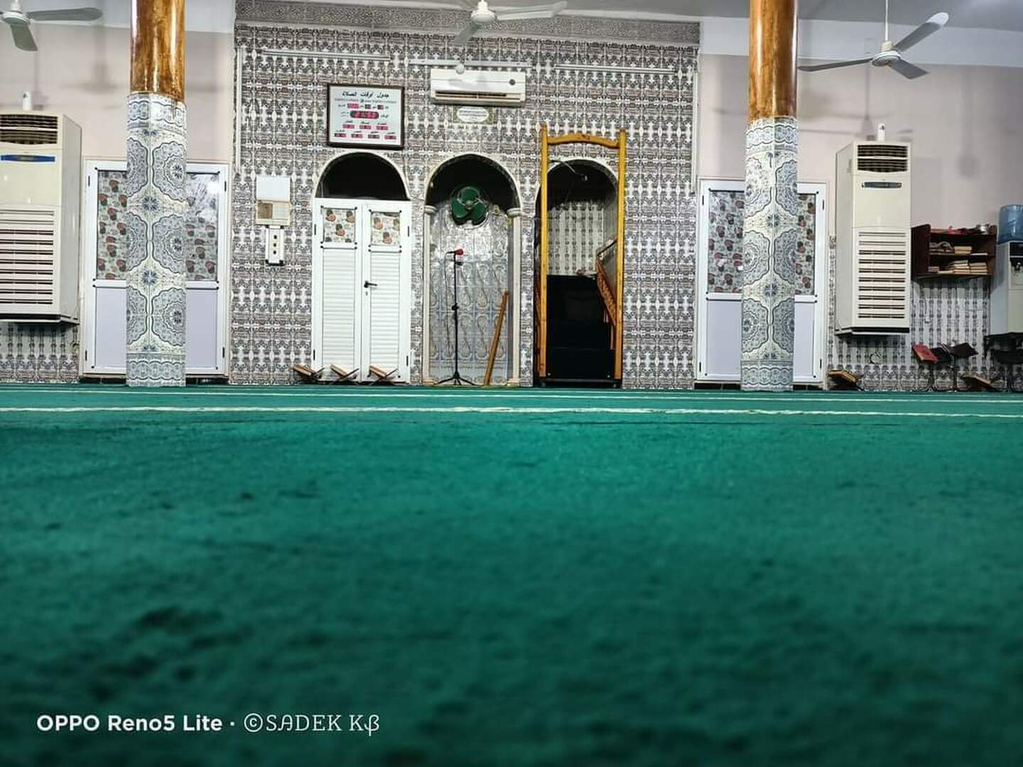 مسجد عثمان بن عفان تاوريرت