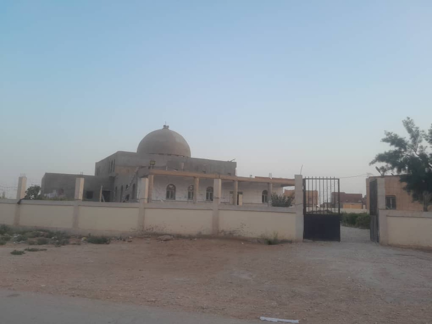 مسجد عائشة أم المؤمنين