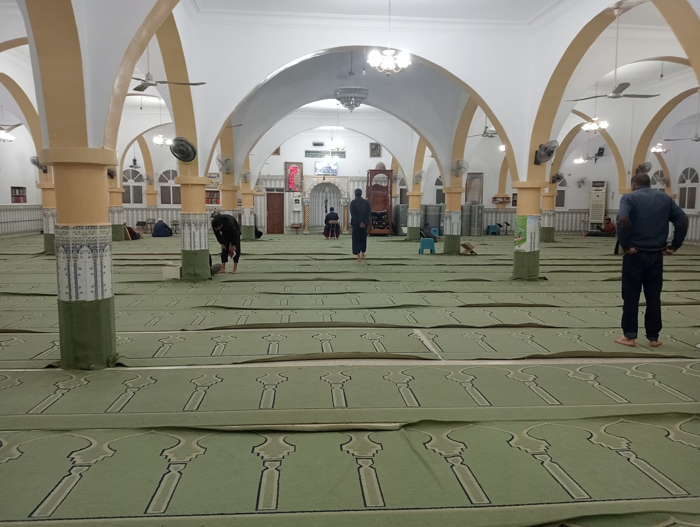 مسجد أبي بكر الصديق حي السرول - البوني