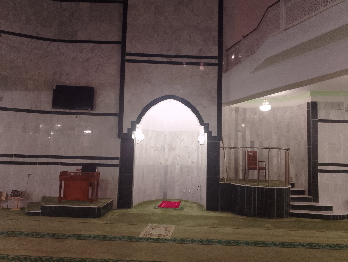 مسجد الوحدة آيت زراري بوزينة