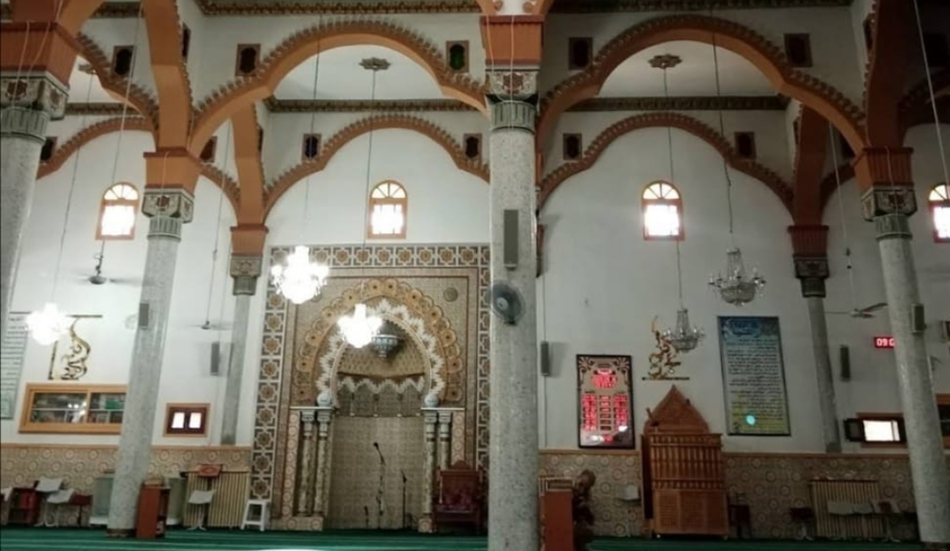 مسجد عبد الحميد بن باديس شلغوم العيد