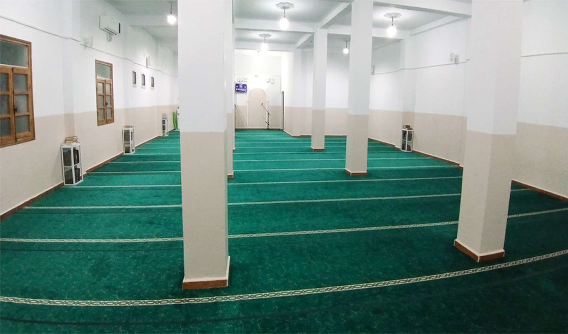 مسجد طارق بن زياد عين وسارة