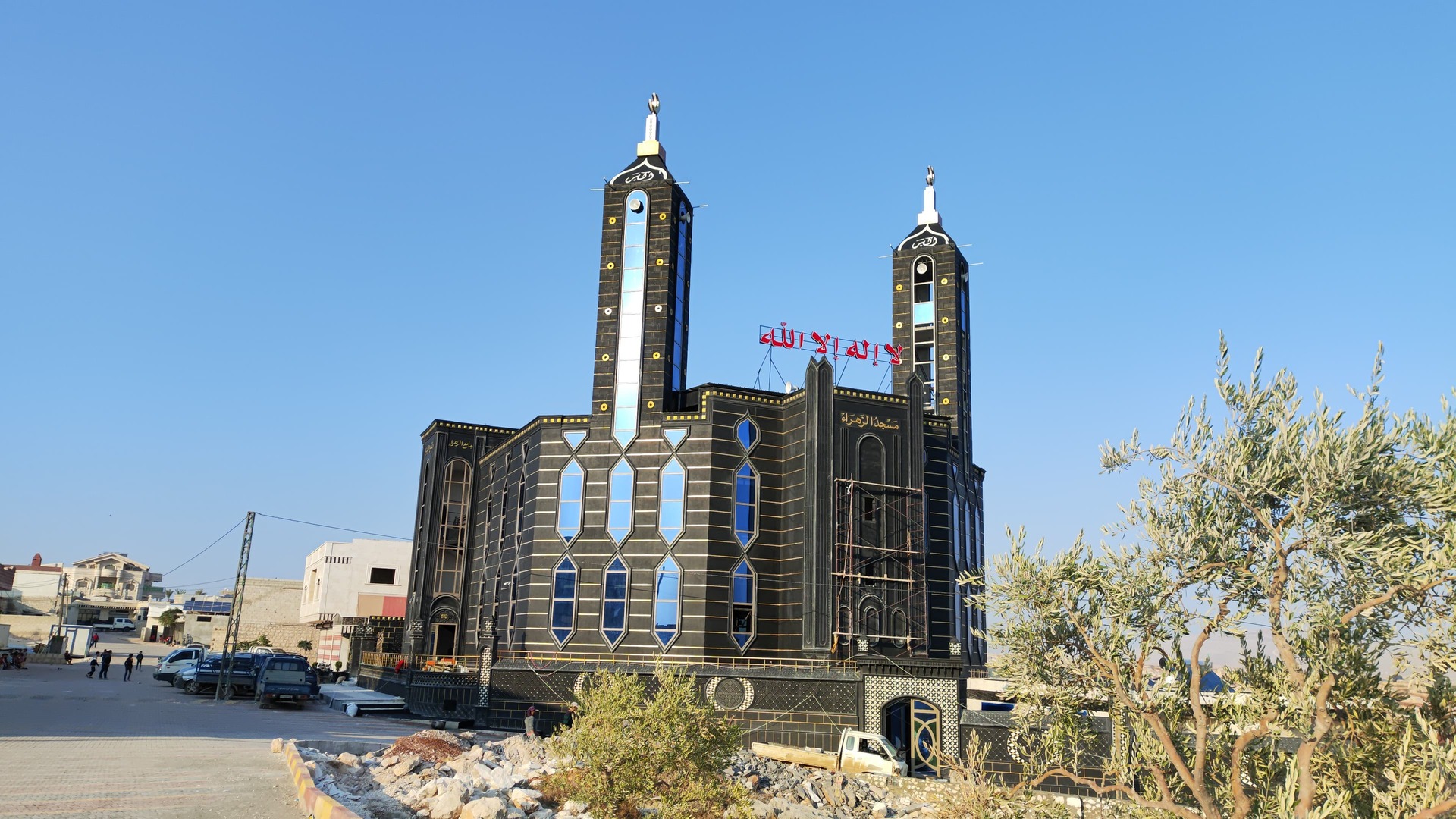مسجد العزة لله