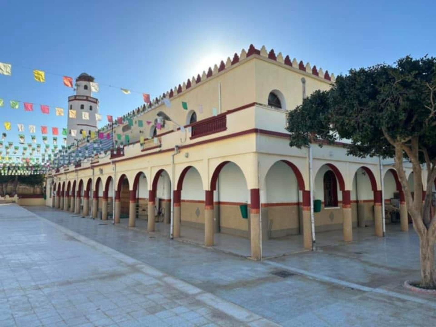 مسجد النور - أولاد فارس