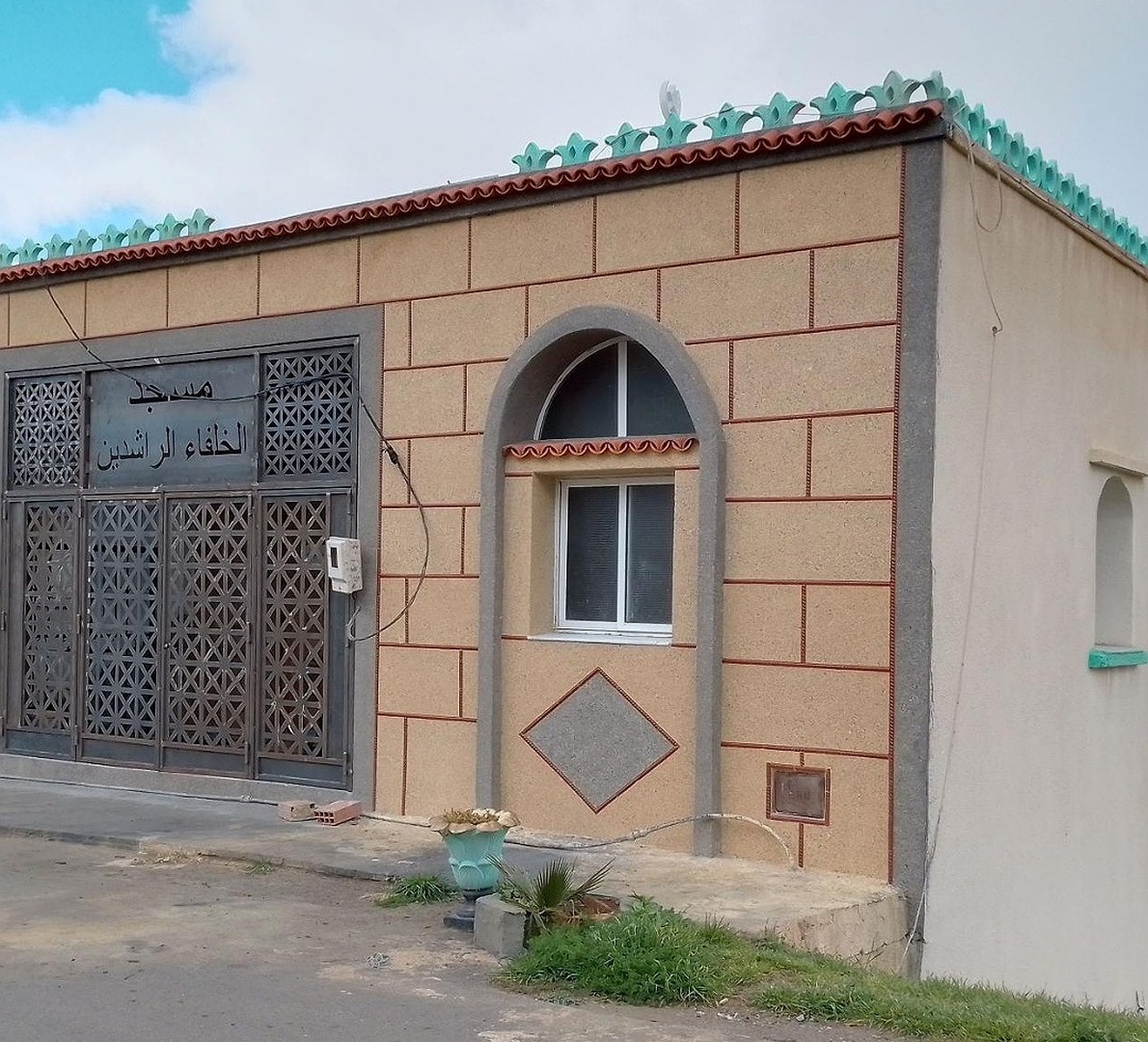 مسجد الخلفاء الراشدين -أولاد راشد