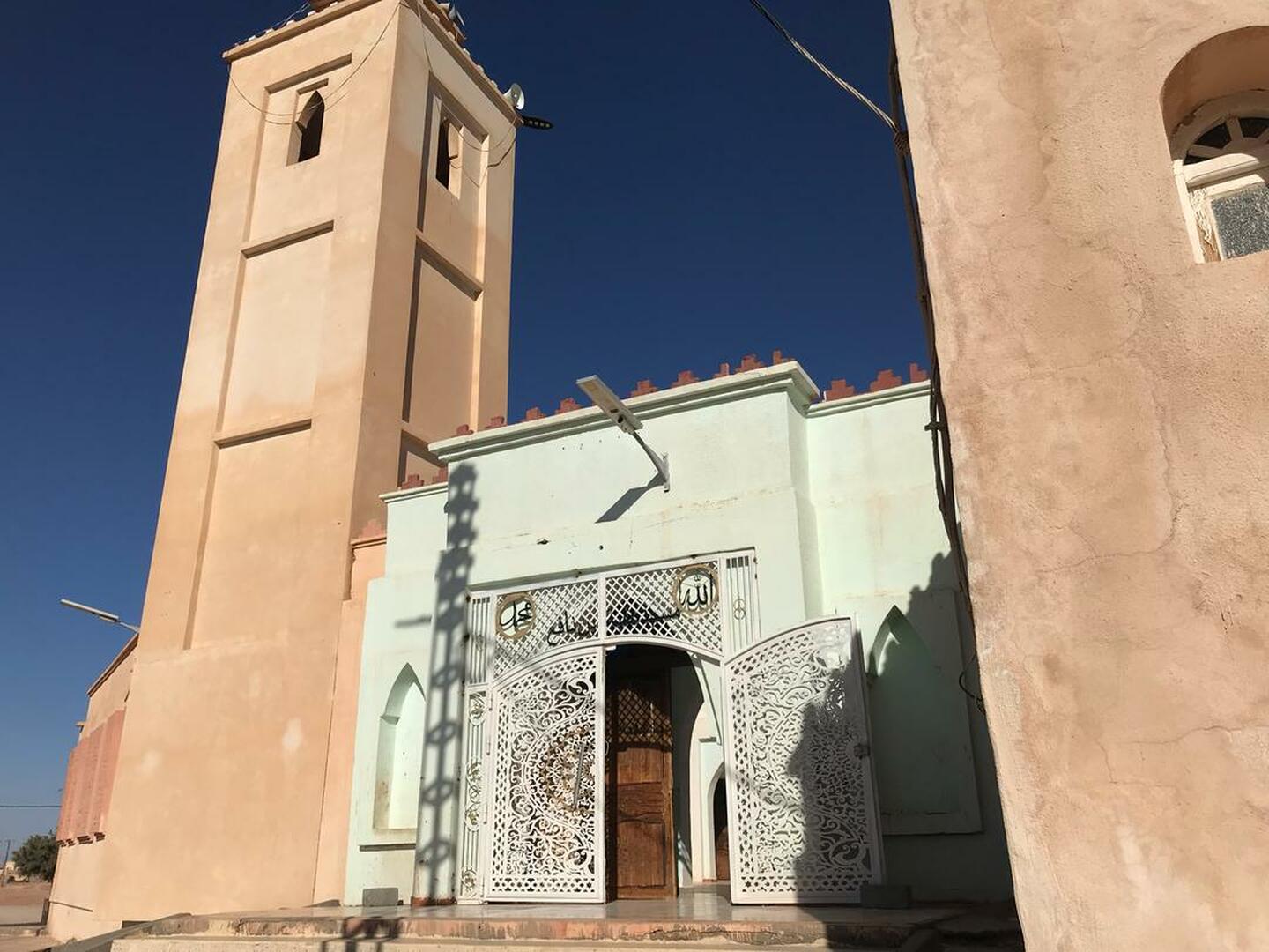 مسجد عقبة بن نافع