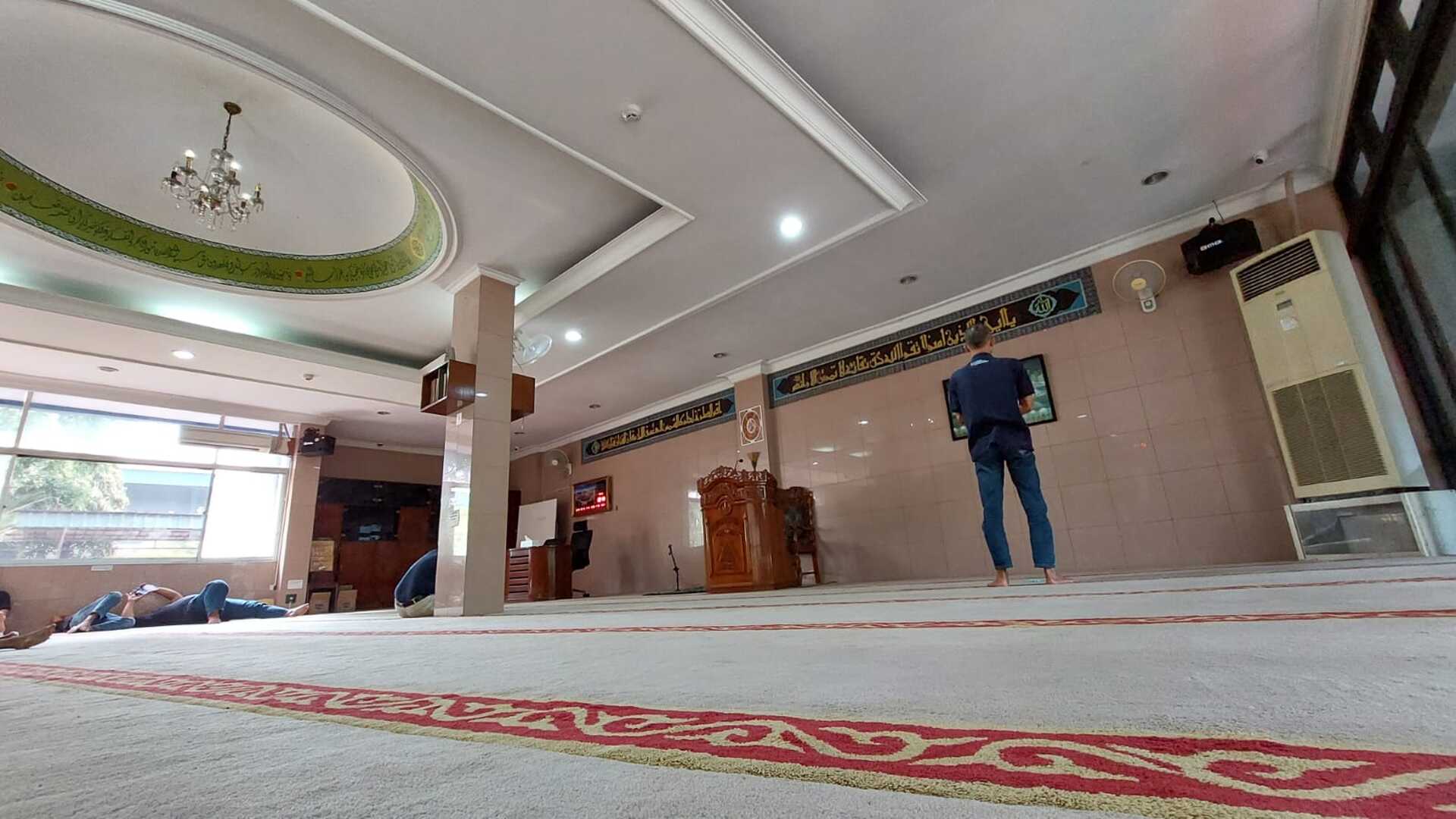 Masjid Nurusysyifa Plant Jakarta