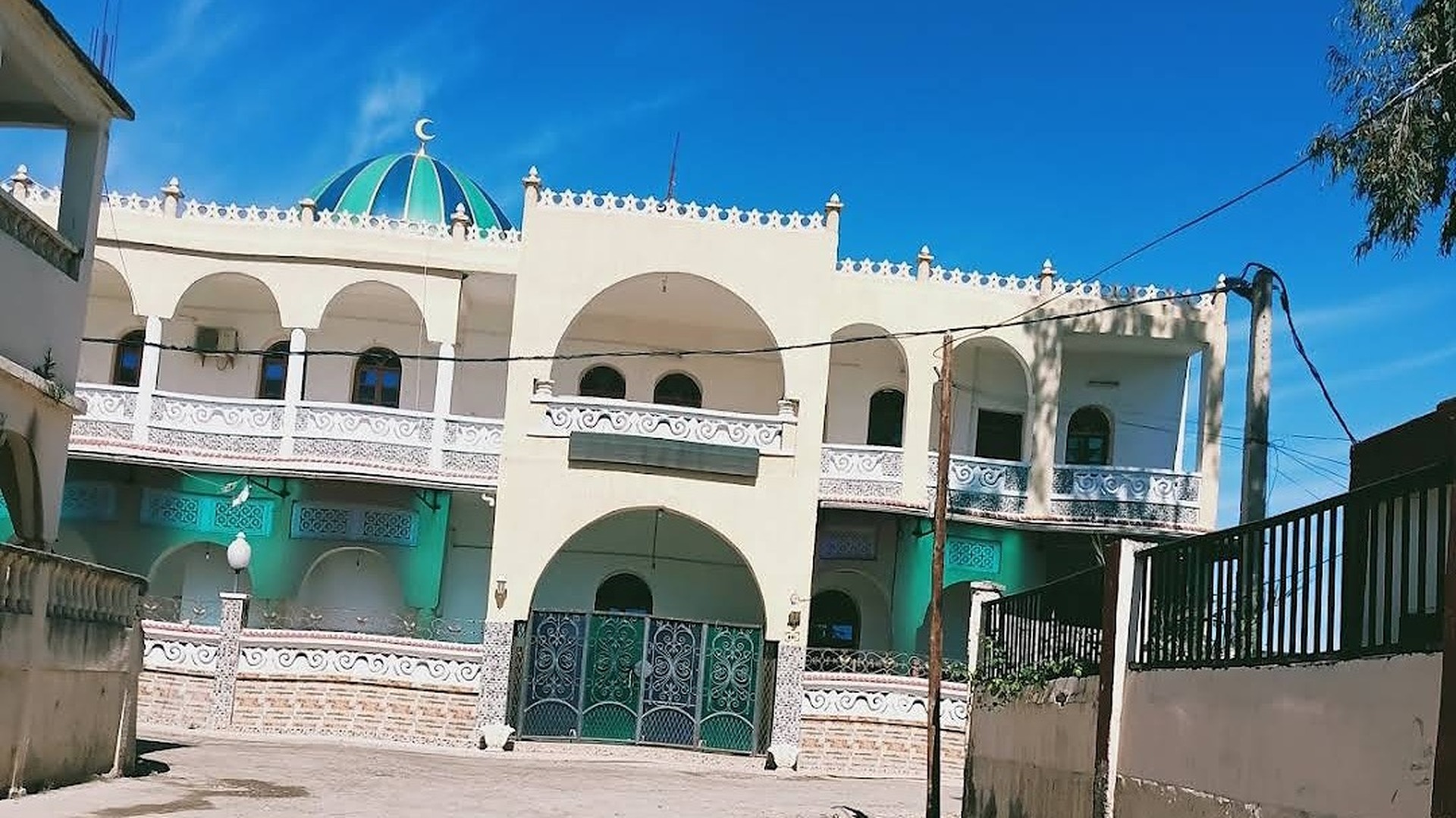 مسجد ابن خلدون - بن عمار