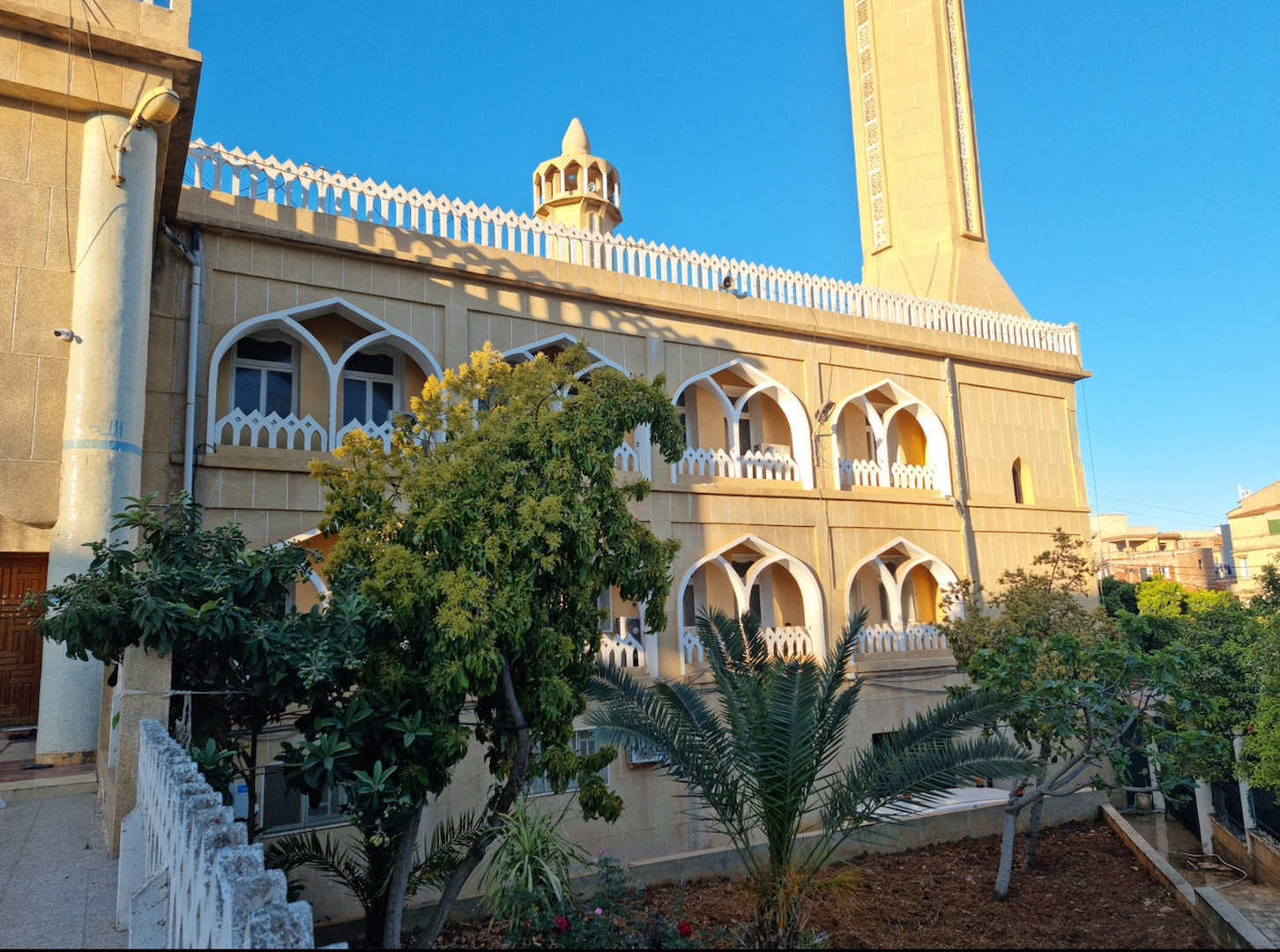 مسجد علي بن أبي طالب