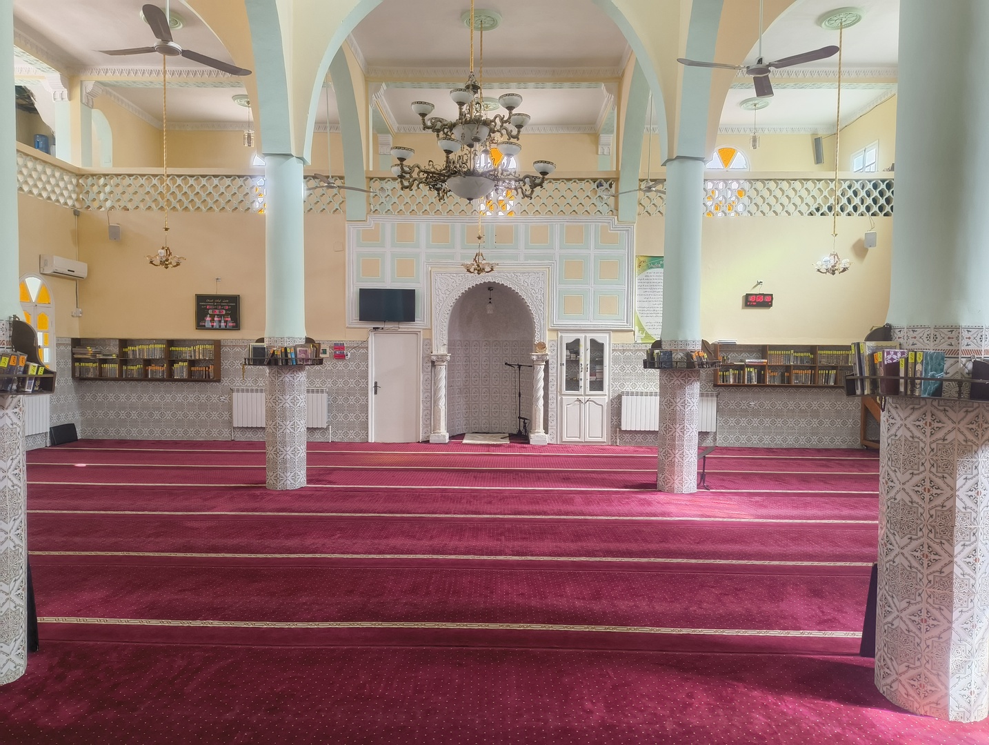 مسجد عقبة بن نافع - تاراست -