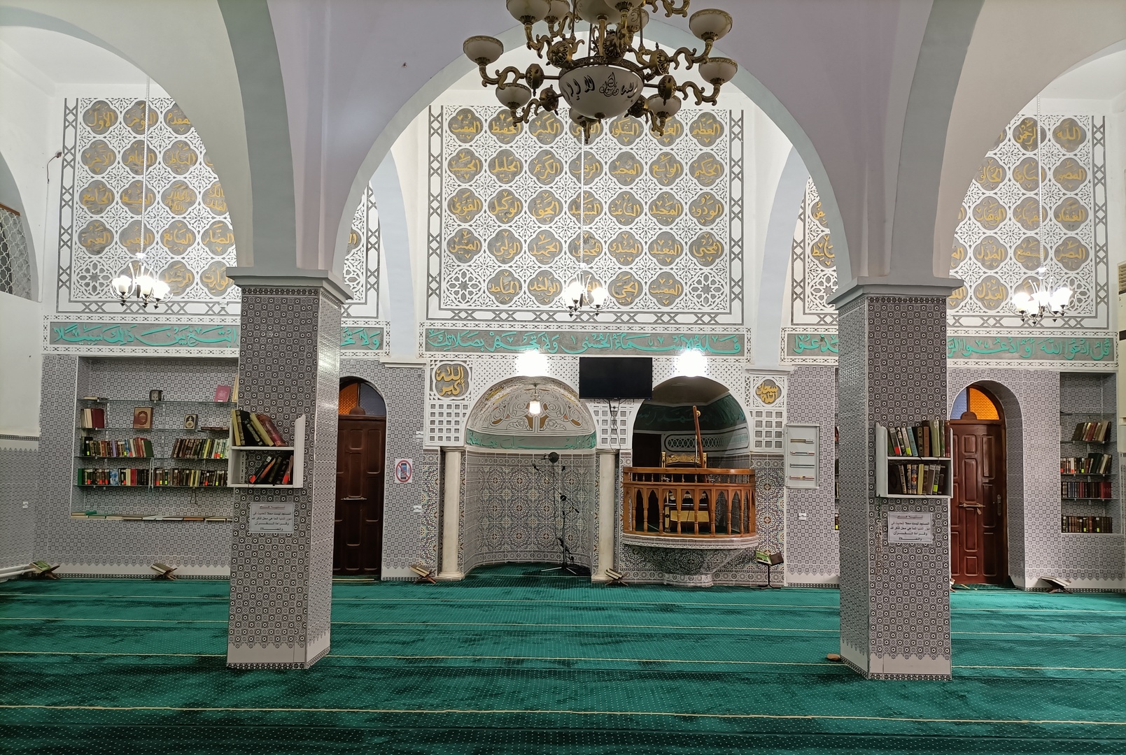 المسجد العتيق أبي هريرة العريشة