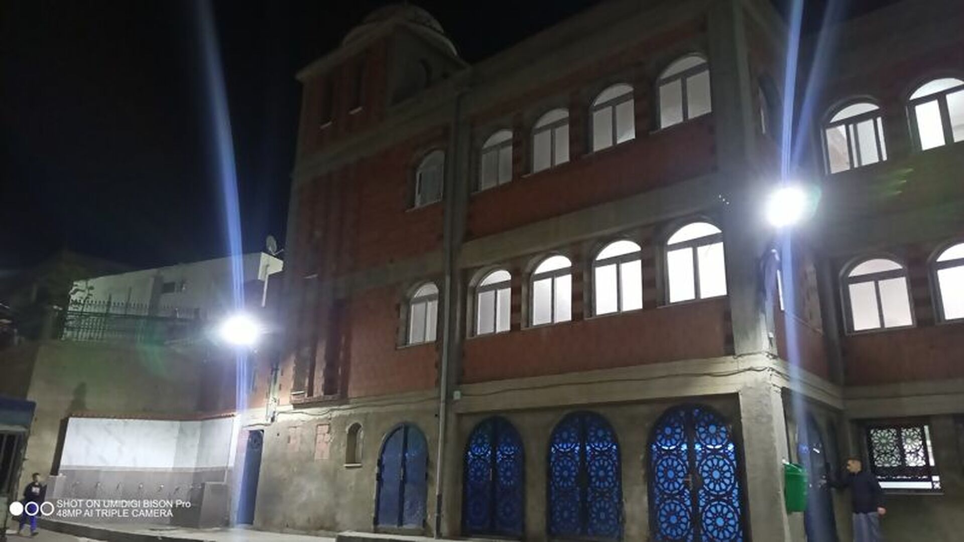 مسجد القدس عين الروى