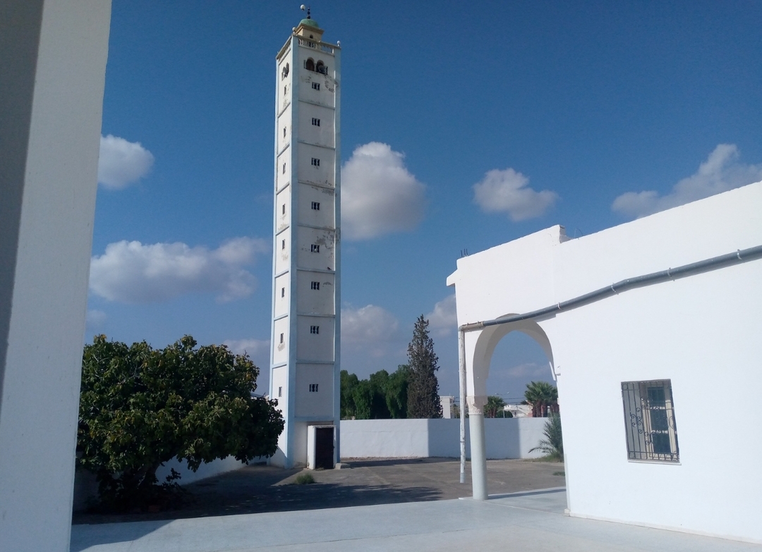 جامع القدس السعادة _  الفحص