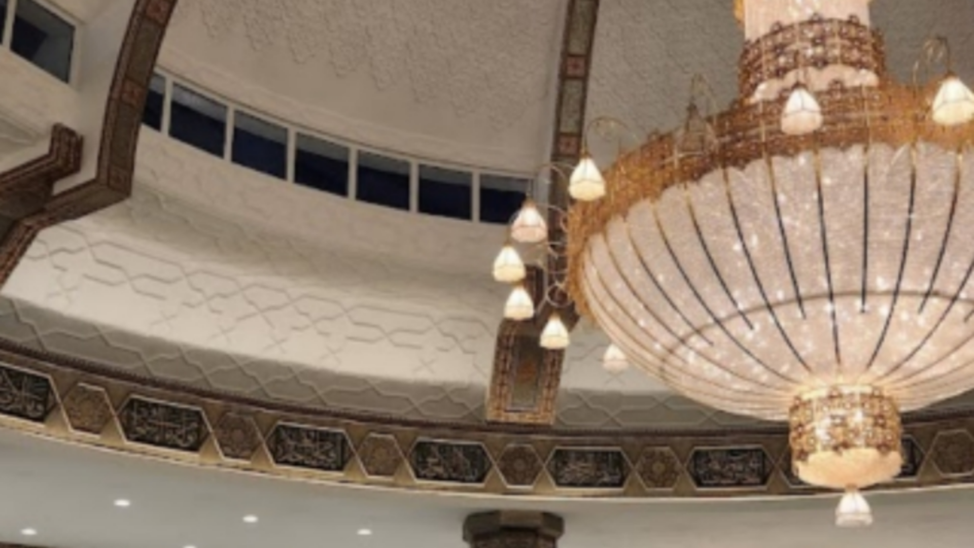 رَبِّ اجْعَلْنِي مُقِيمَ الصَّلَاةِ