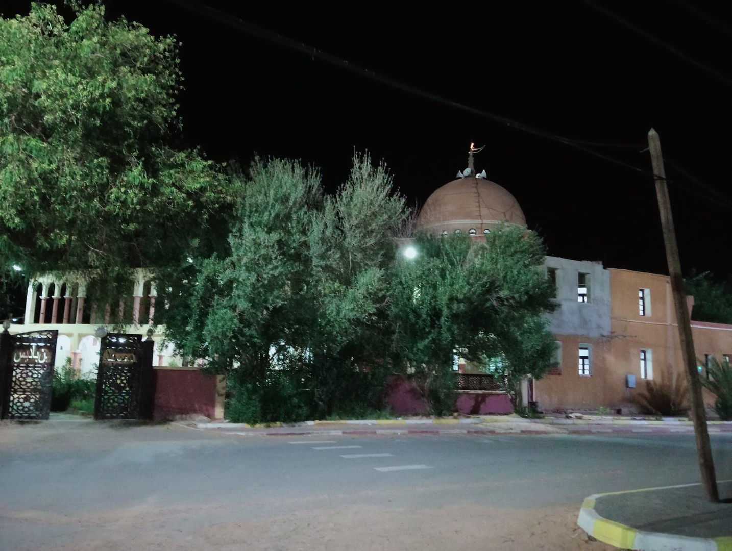 مسجد عبد الحميد بن باديس -إڨلي-
