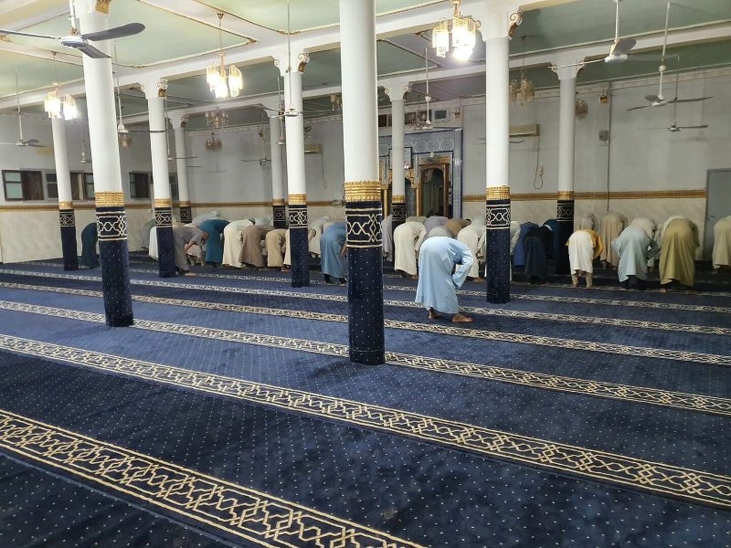 المسجد العتيق مالك بن أنس تنولاف القديمة
