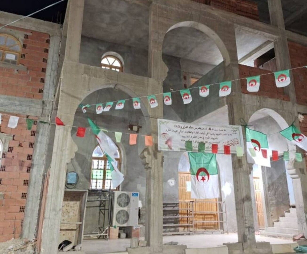 مسجد الإمام مالك تيليلان أدرار