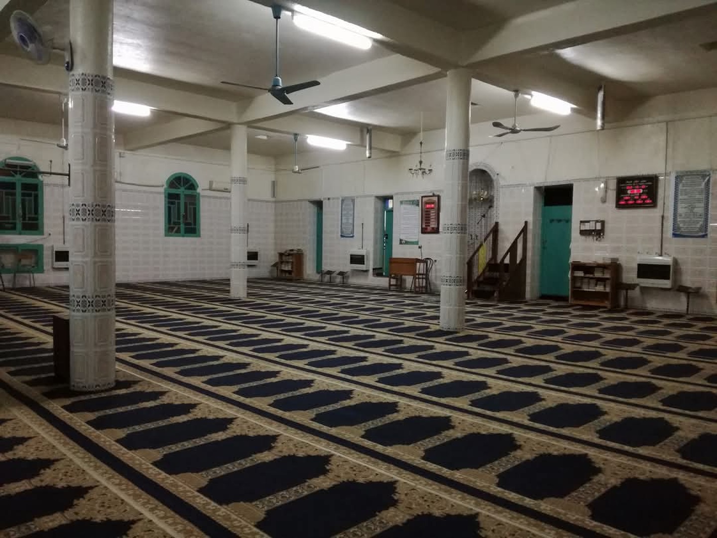 مسجد العتيق عين زعطوط