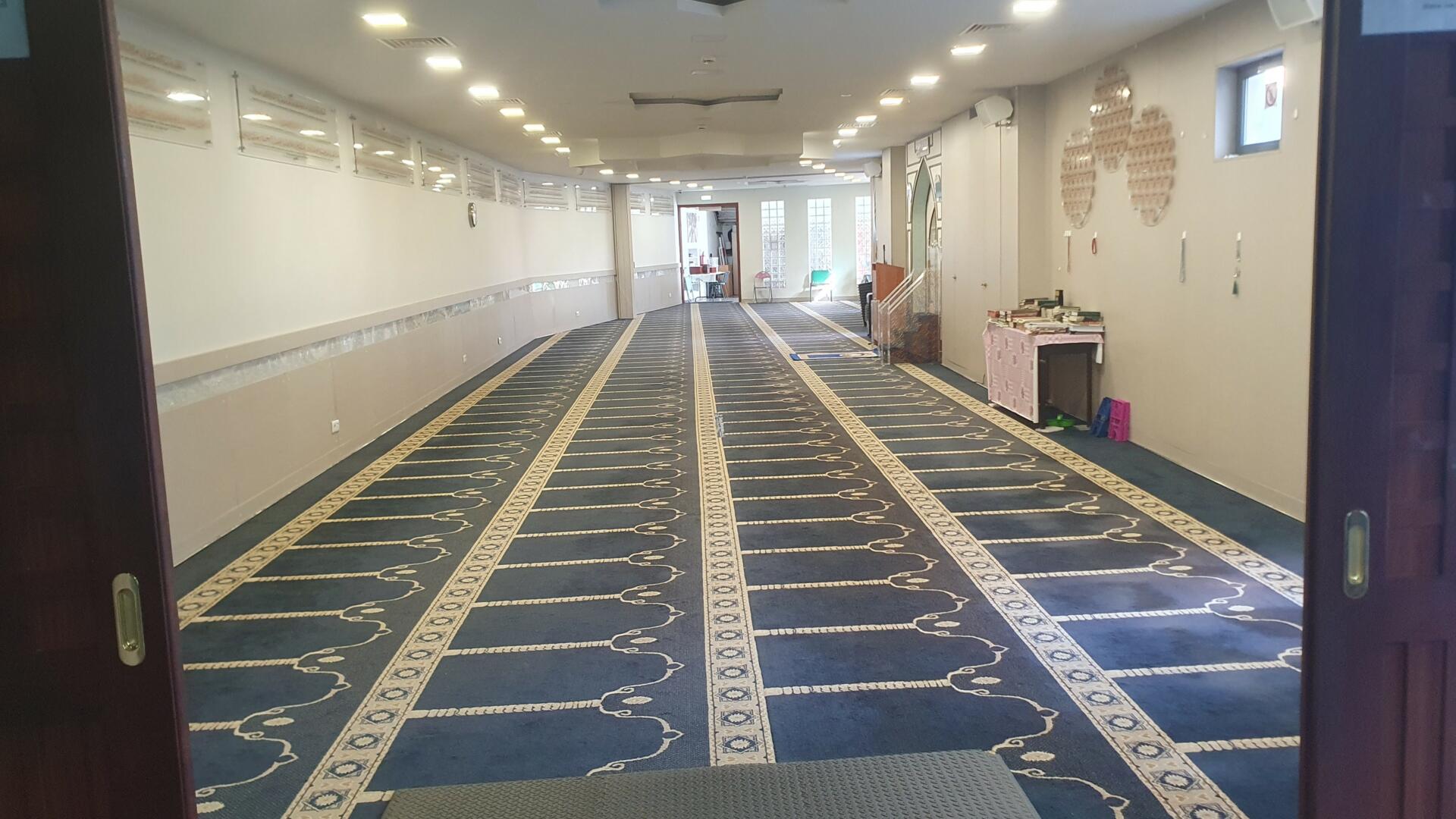 Masjid Ghausia / Darul-Uloom Odivelas
