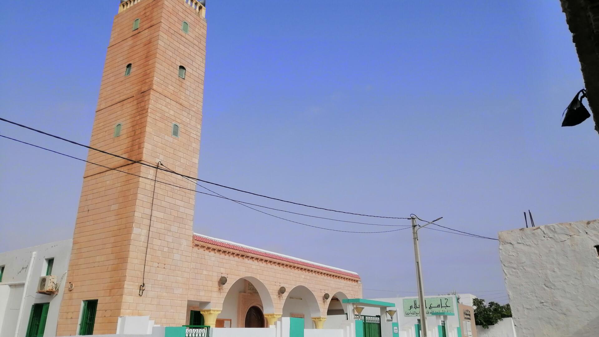 جامع السلام حي البساتين