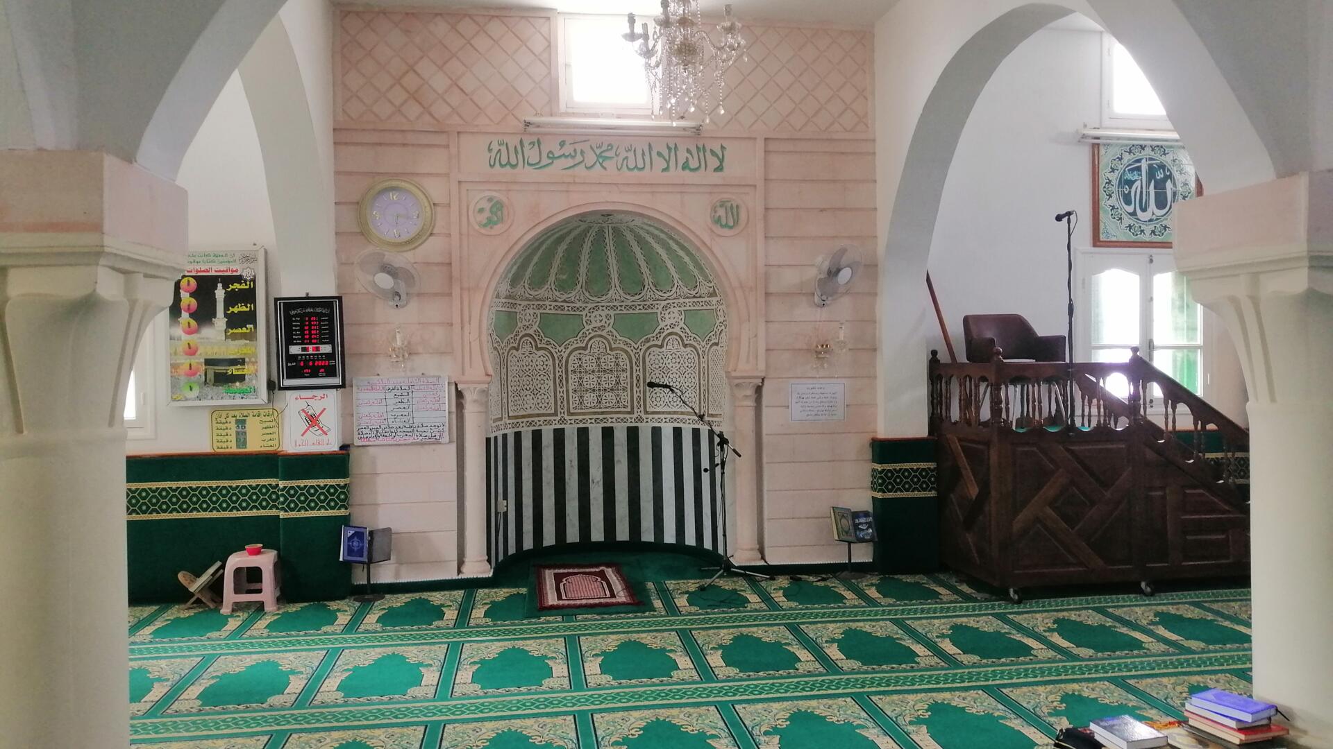 جامع السلام حي البساتين