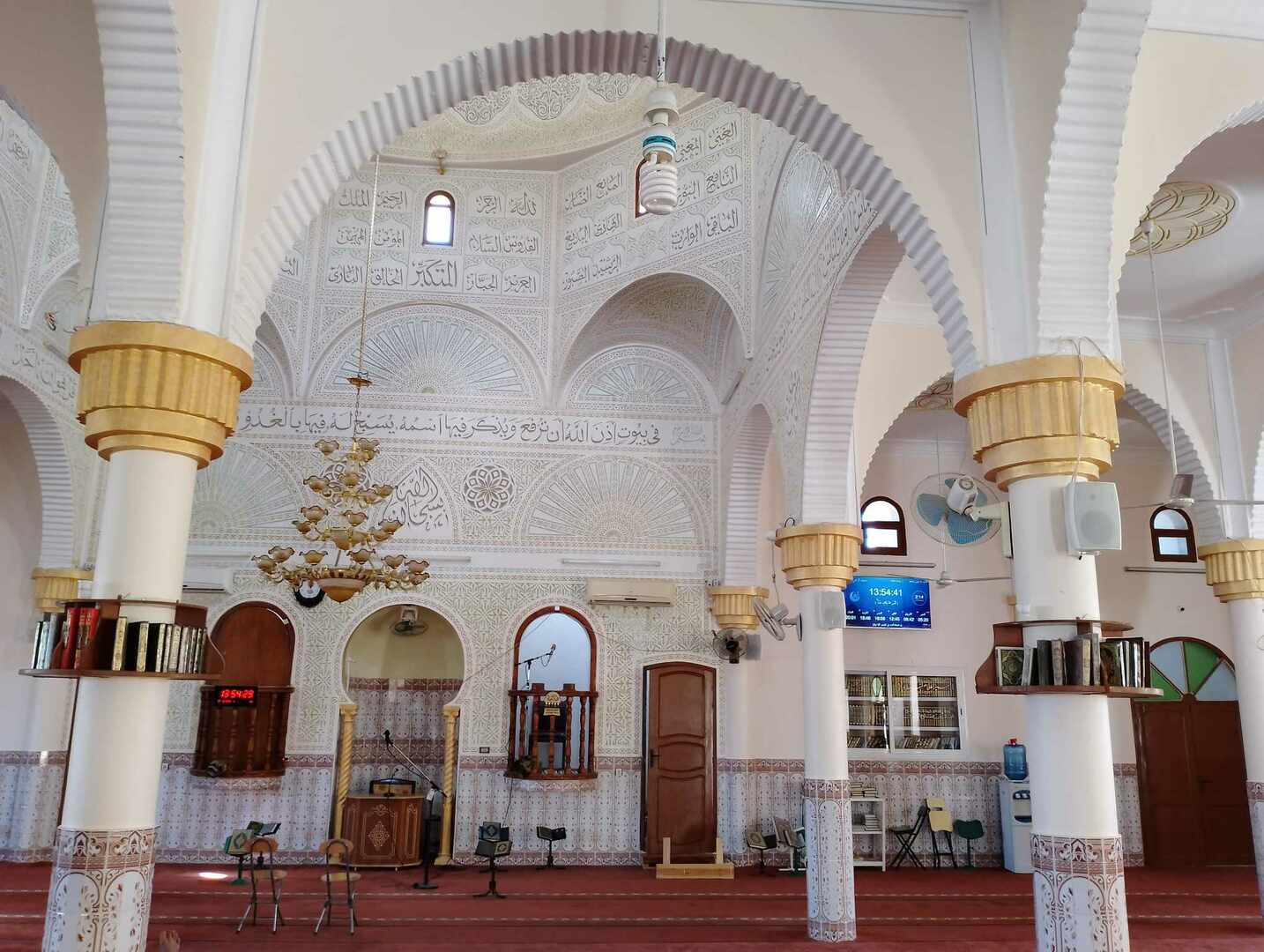 مسجد الرحمان بالمقرن ولاية الوادي