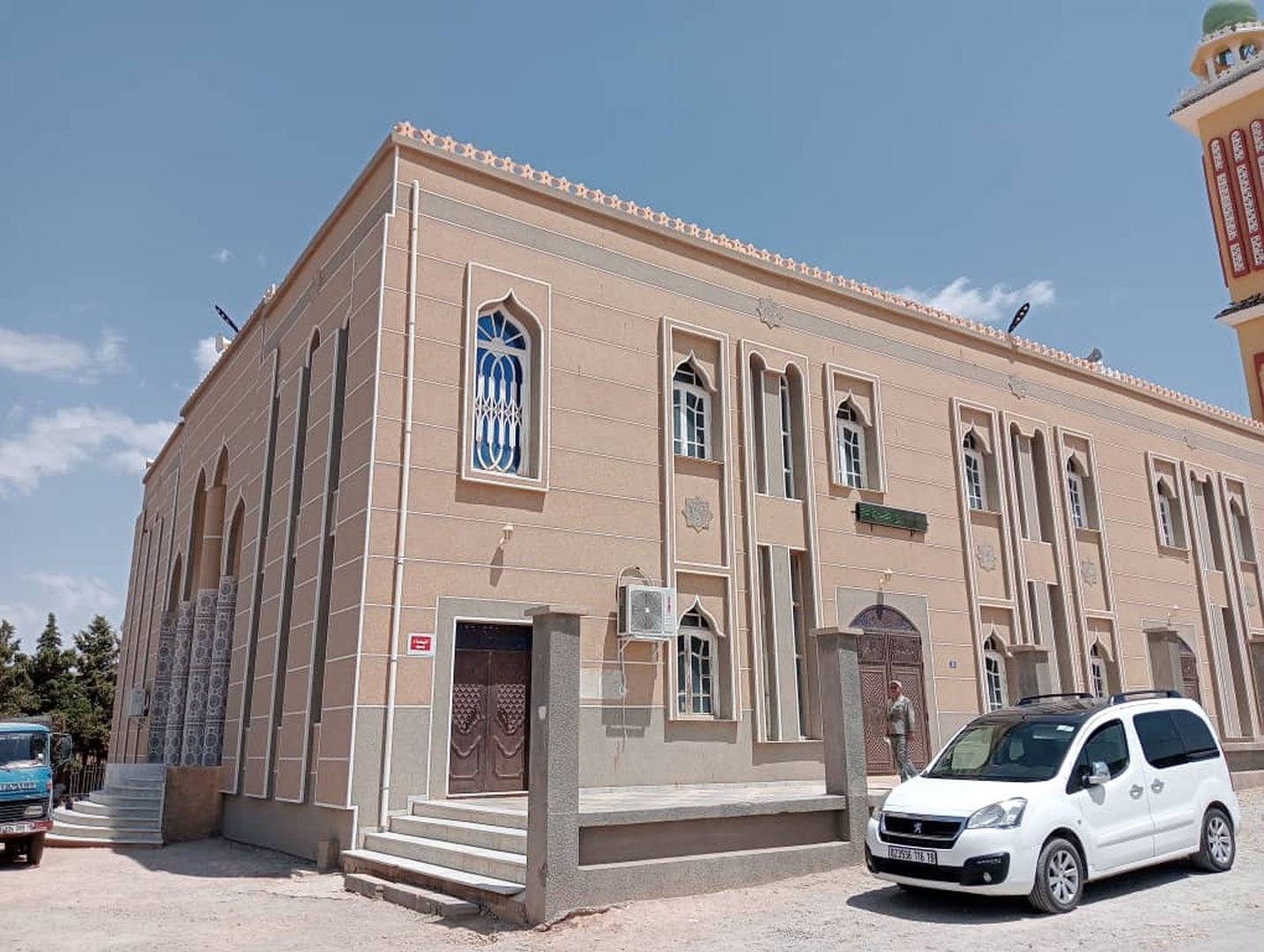 مسجد عقبة بن نافع