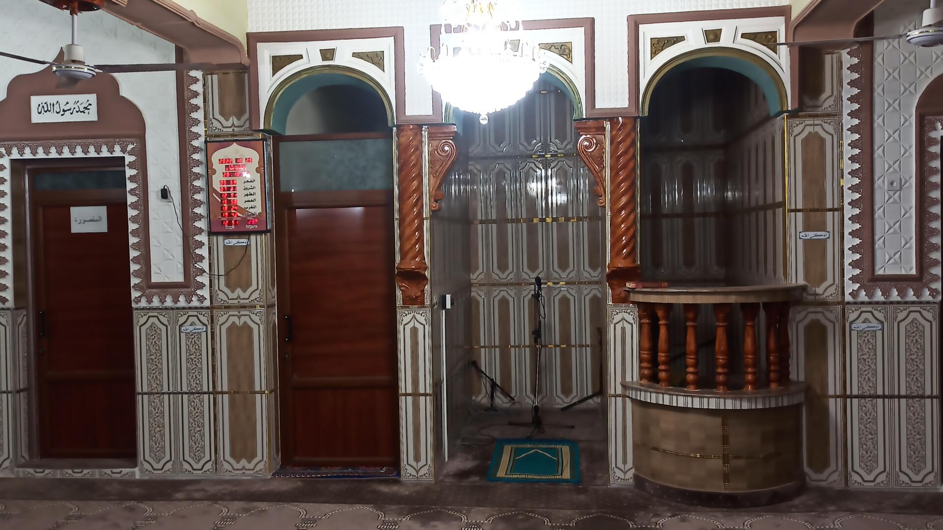 مسجد عقبة بن نافع سيدي عيسى