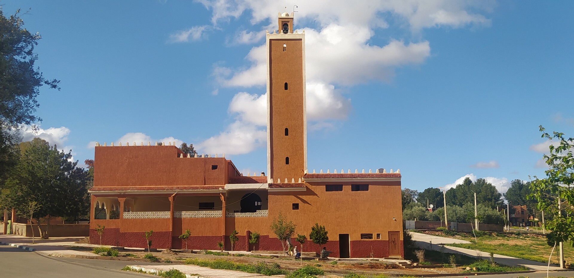 مسجد الحي الإداري امليل