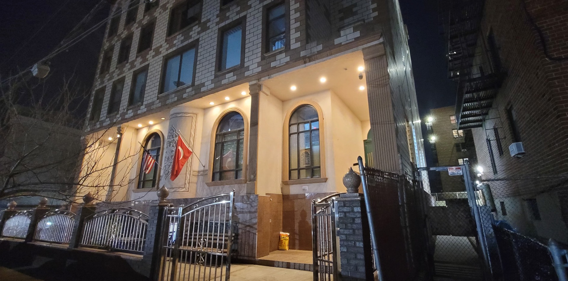 Diyanet Mosque of Brooklyn Eyup Sultan
