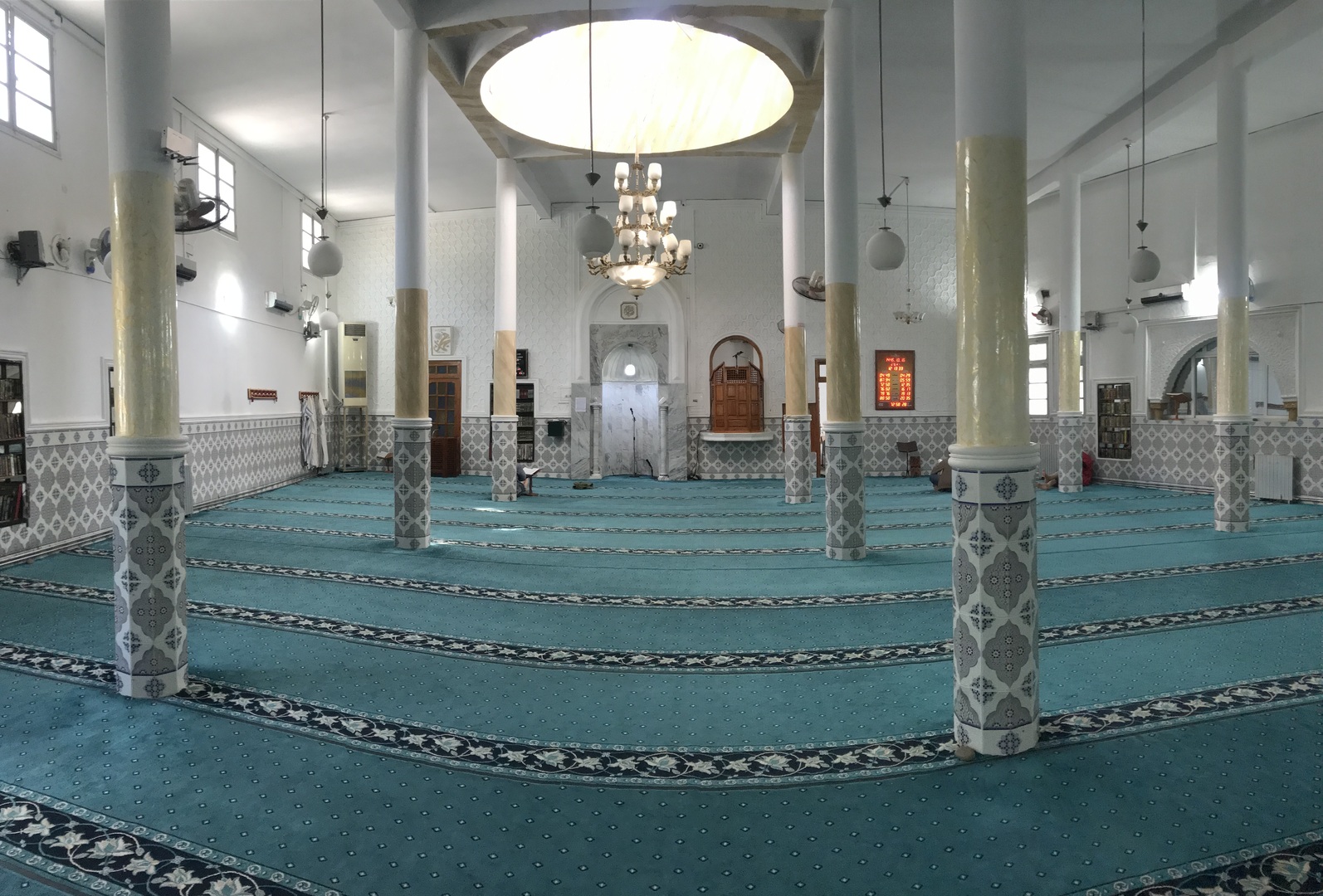 مسجد التقوى قسنطينة