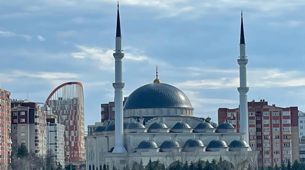 HOCA AHMET YESEVİ CAMİ