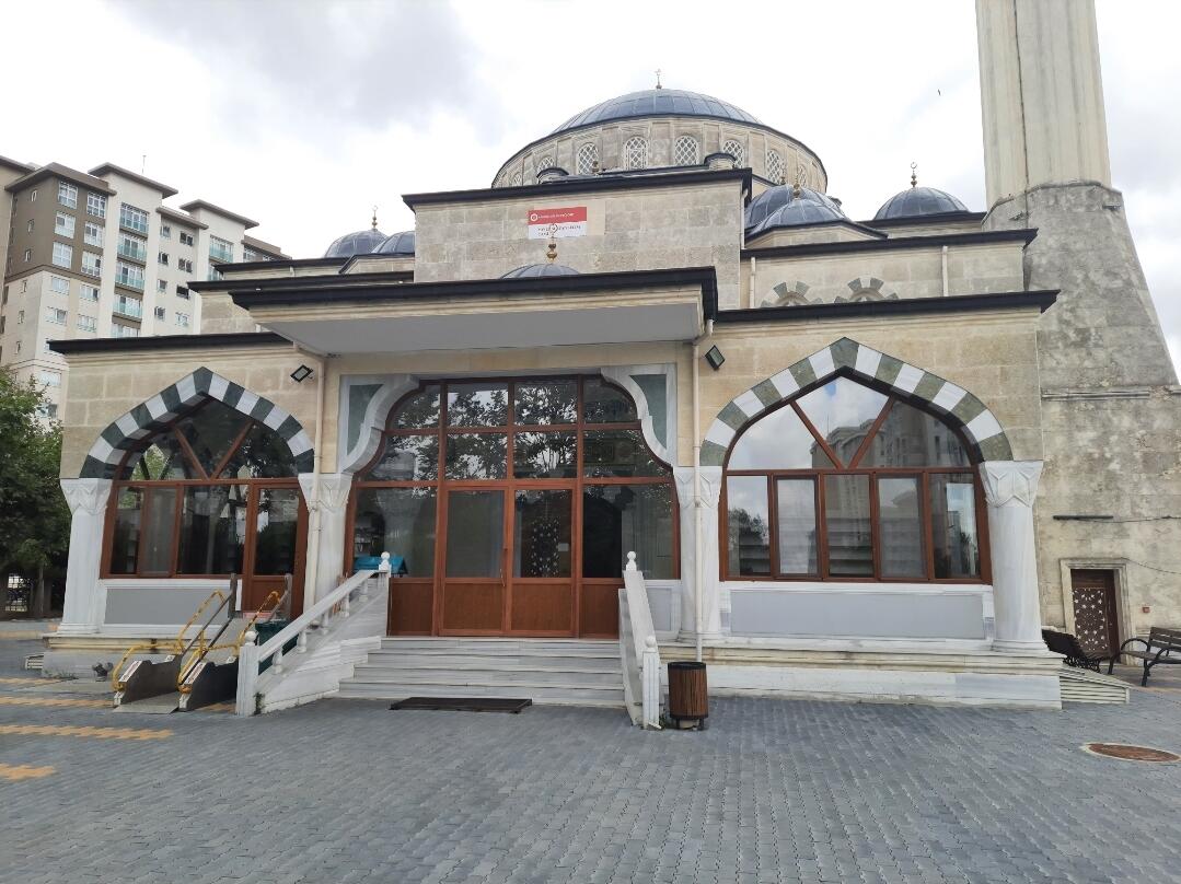 Yavuz Sultan Selim Camii
