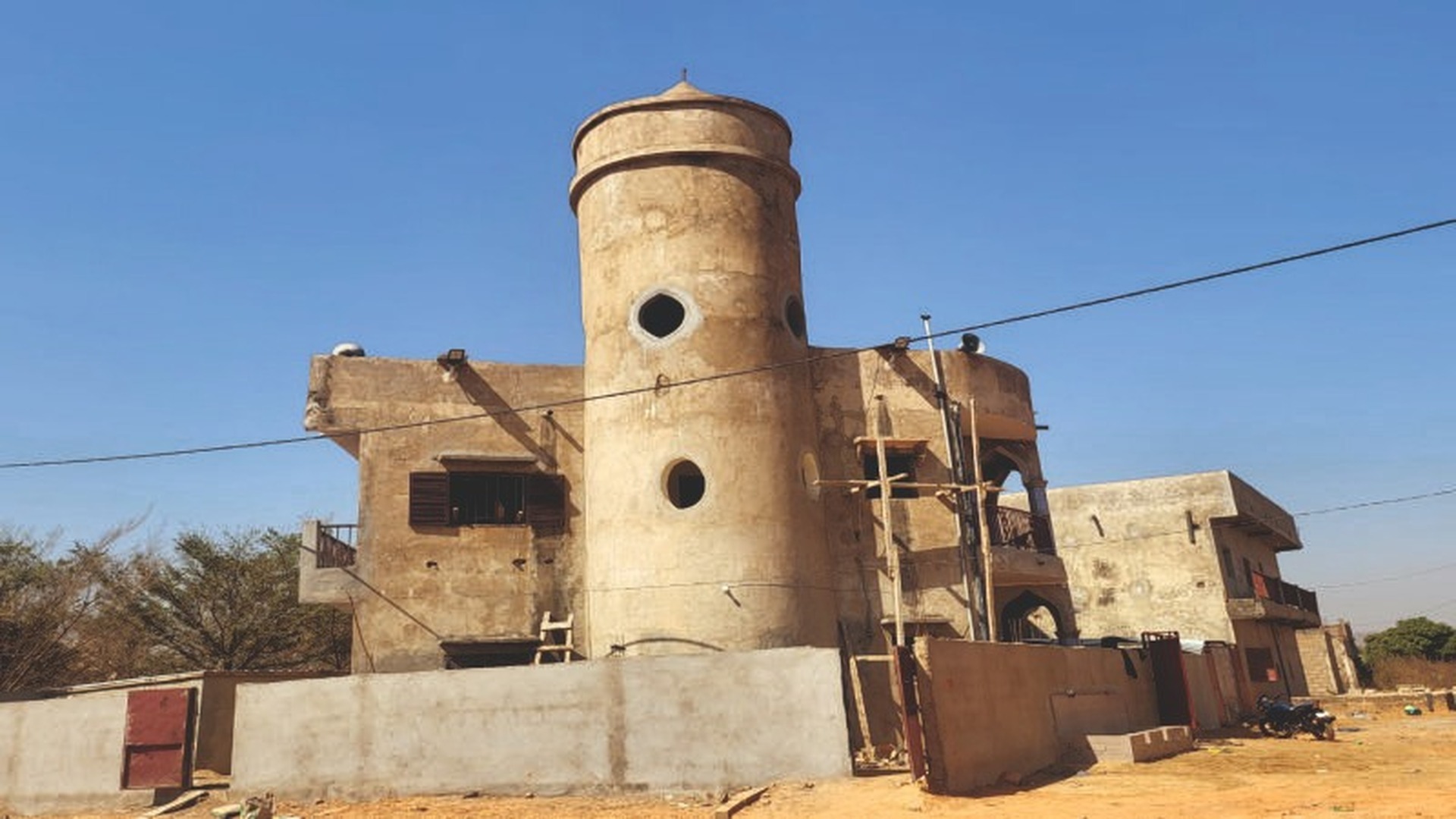 MOSQUÉE AL-MOUTAHABOUNA FILLAH