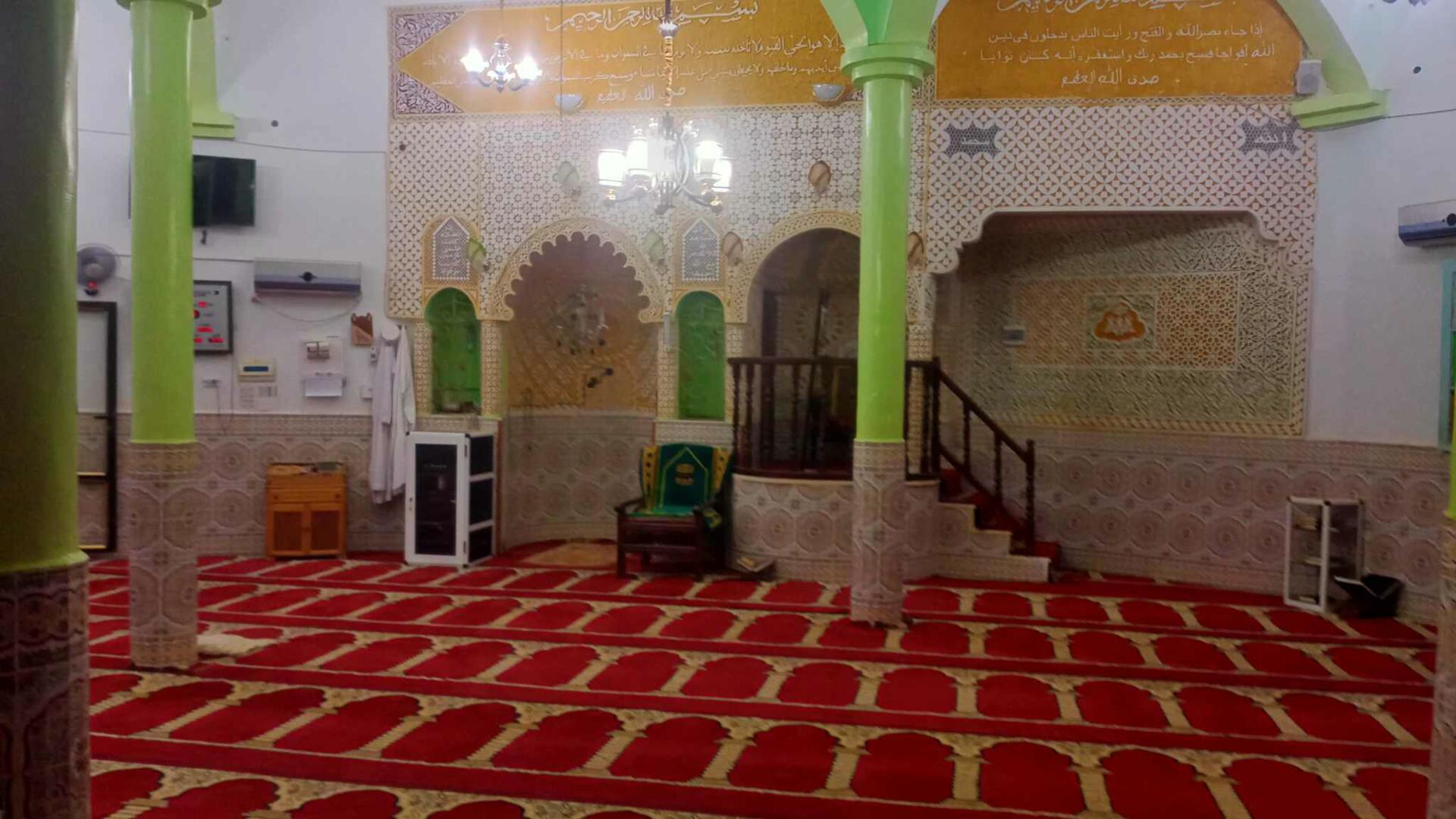 مسجد الإمام علي دوار الحقاقنة -سيدي لخضر